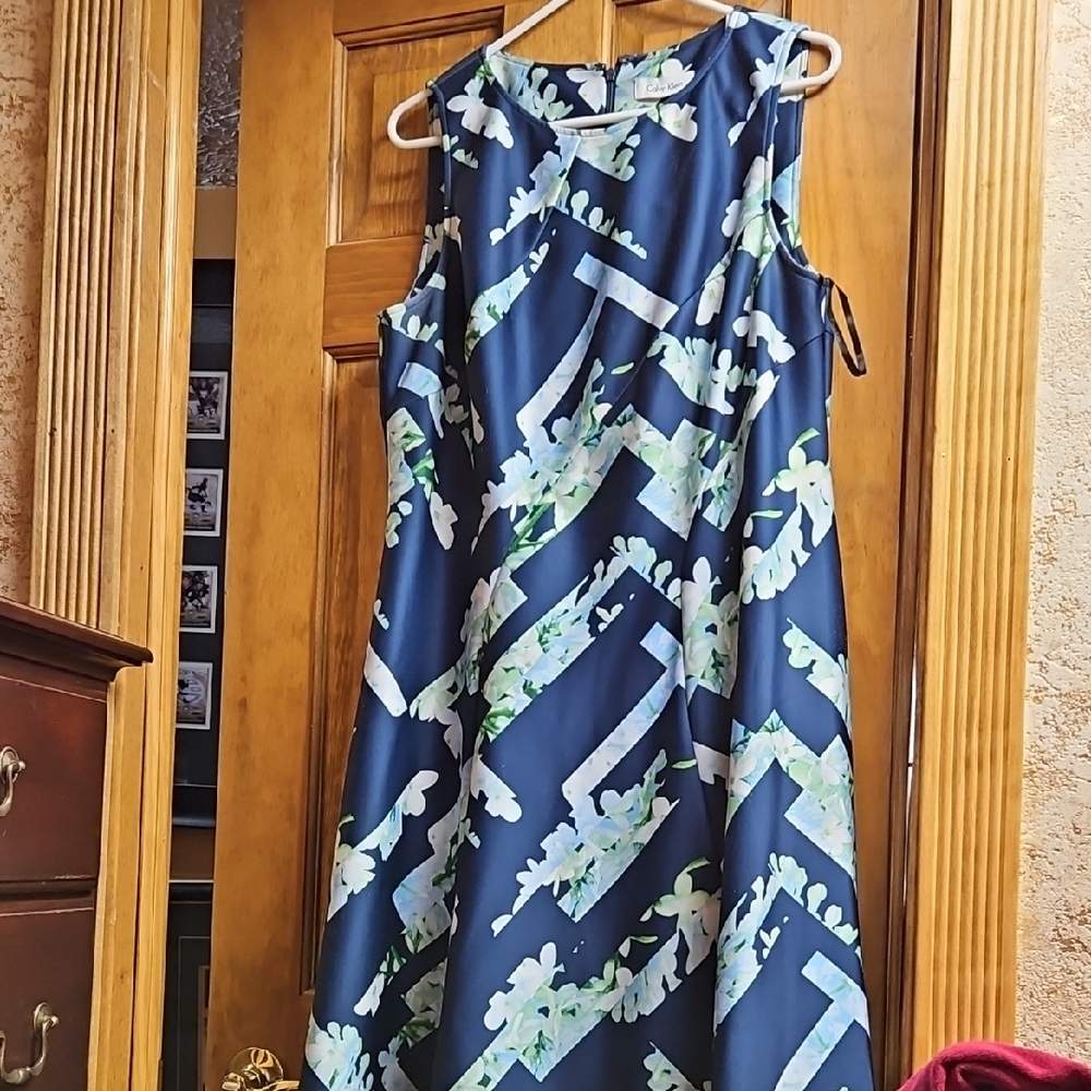 Calvin Klein Navy and Mint Patterned Midi Dress